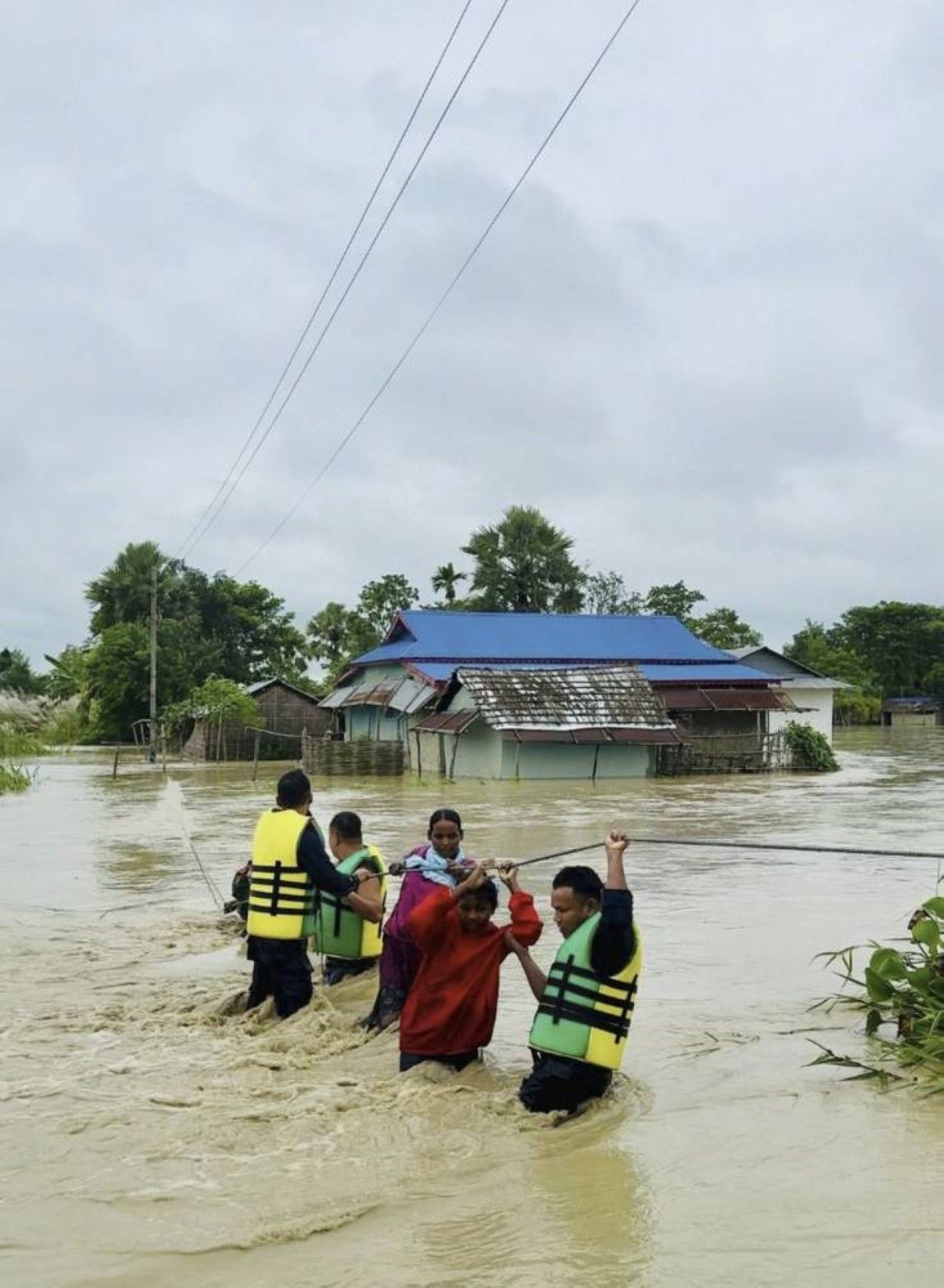 الإمارات تتضامن مع نيبال وتعزي في ضحايا الفيضانات والانهيارات