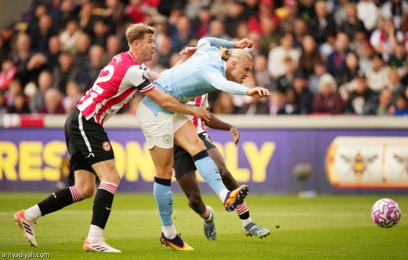 بتكتيكات جوارديولا.. هالاند يهدد أرقام «البريميرليج»