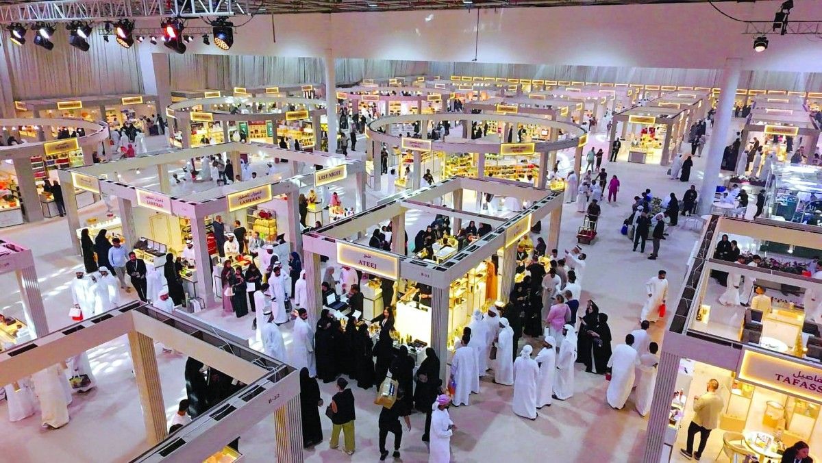 خصومات حتى 50 % بمعرض «الإمارات للعطور»