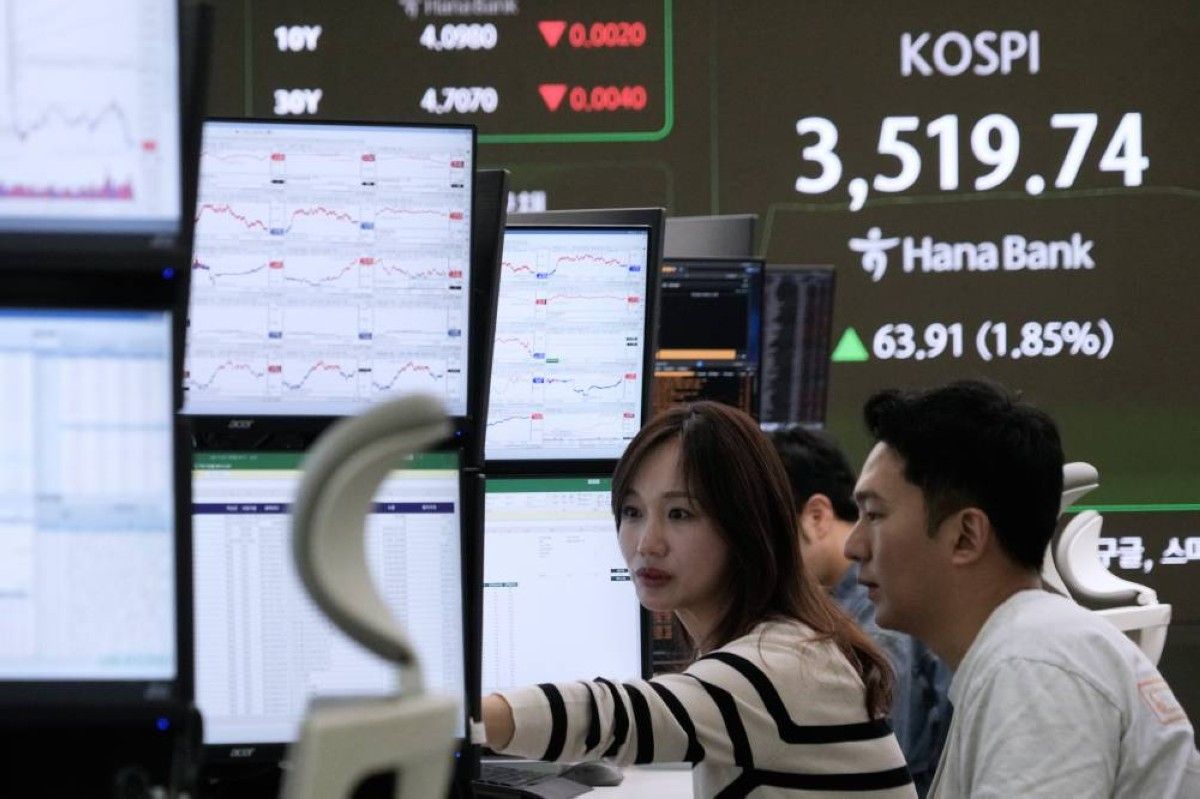 ارتفاع معظم مؤشرات الأسهم الآسيوية بعد تسجيل «وول ستريت» مستويات قياسية جديدة