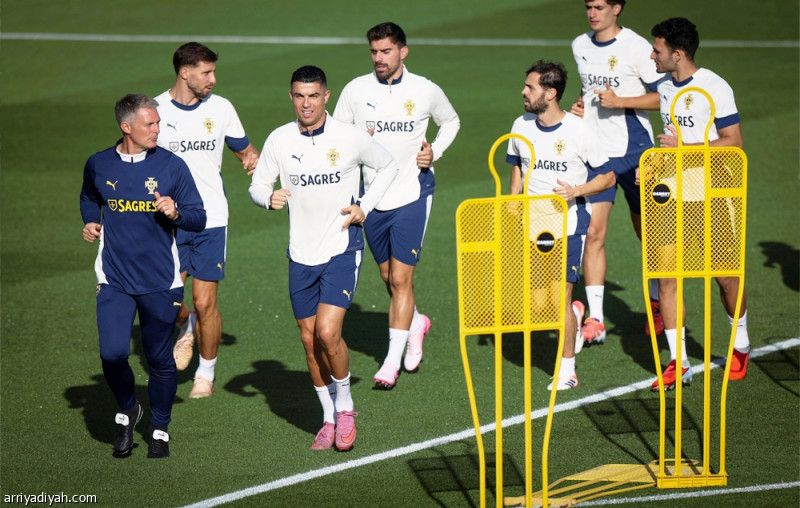 رونالدو ونيفيش وفيليش يتقدمون تدريبات البرتغال