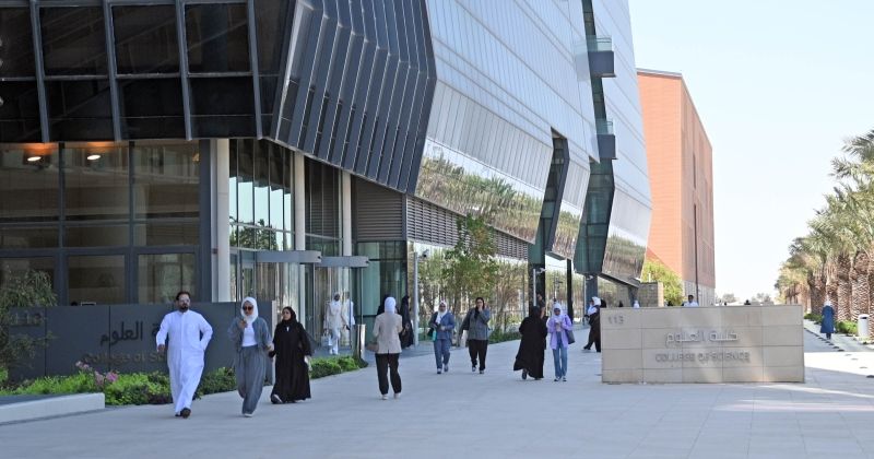 جامعة الكويت تدعو الطلبة المسحوبة جنسياتهم لتحديث بياناتهم