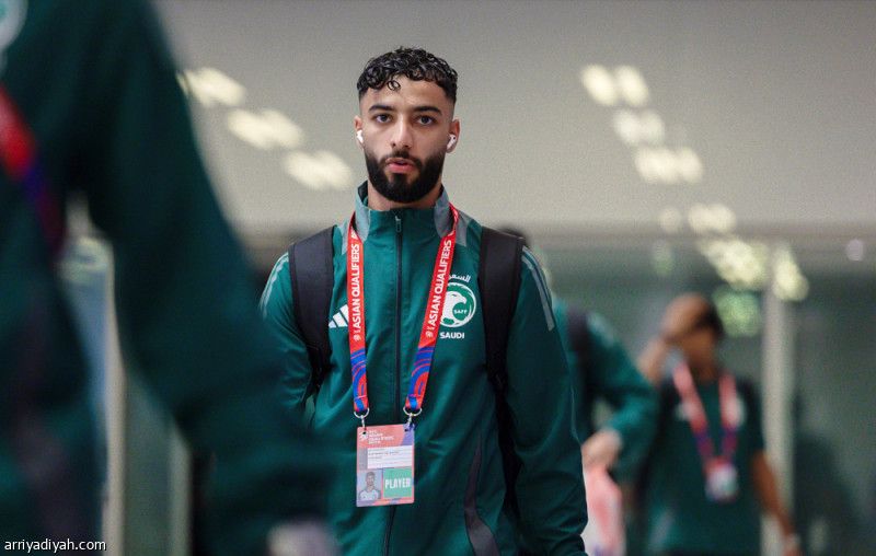 سالم وأبو الشامات والبريكان يهاجمون إندونيسيا