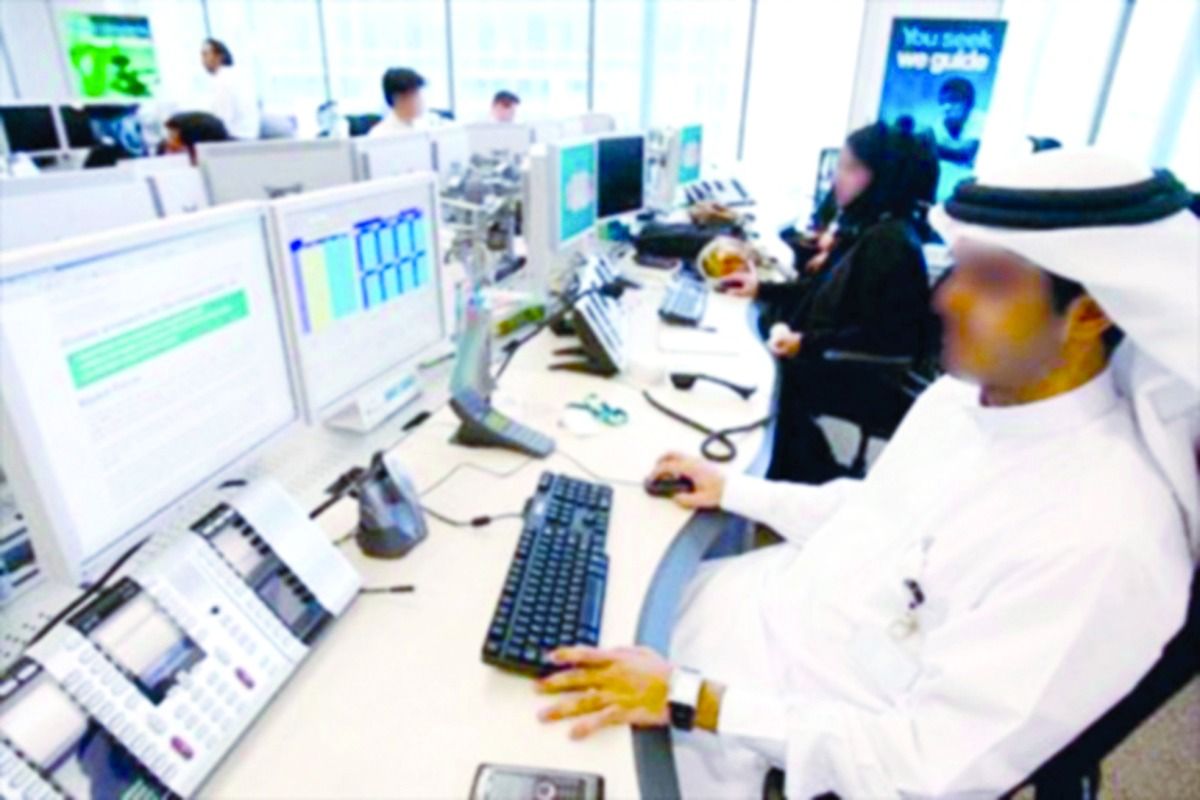 نوهوا بتعديلات «الموارد البشرية».. خبراء لـ «العرب»: تحقيق الاستقرار الوظيفي والعائلي وتطوير بيئة العمل الحكومي