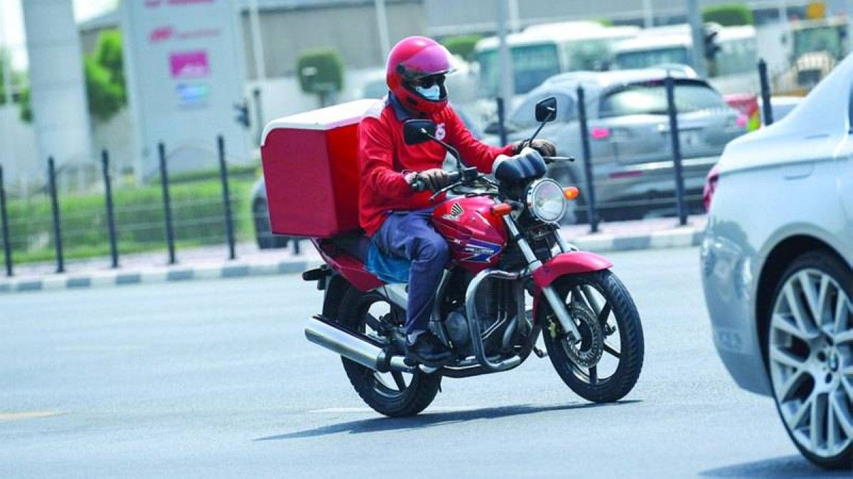 لماذا يجب على كل راكب دراجة نارية اتباع قاعدة الأربع ثوانٍ؟