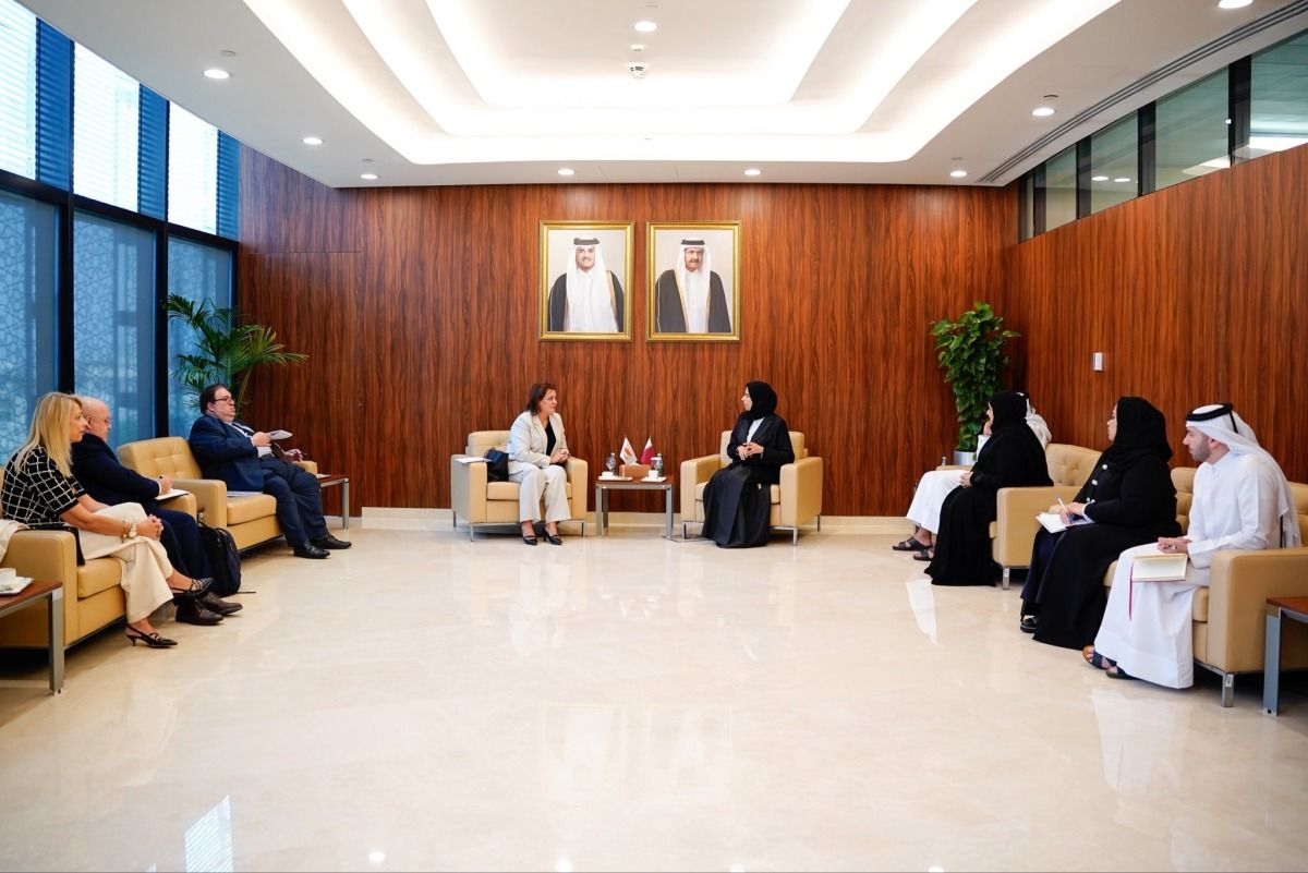 سعادة وزيرة التربية والتعليم تبحث مع نظيرتها القبرصية تعزيز التعاون في مجالات التعليم والذكاء الاصطناعي