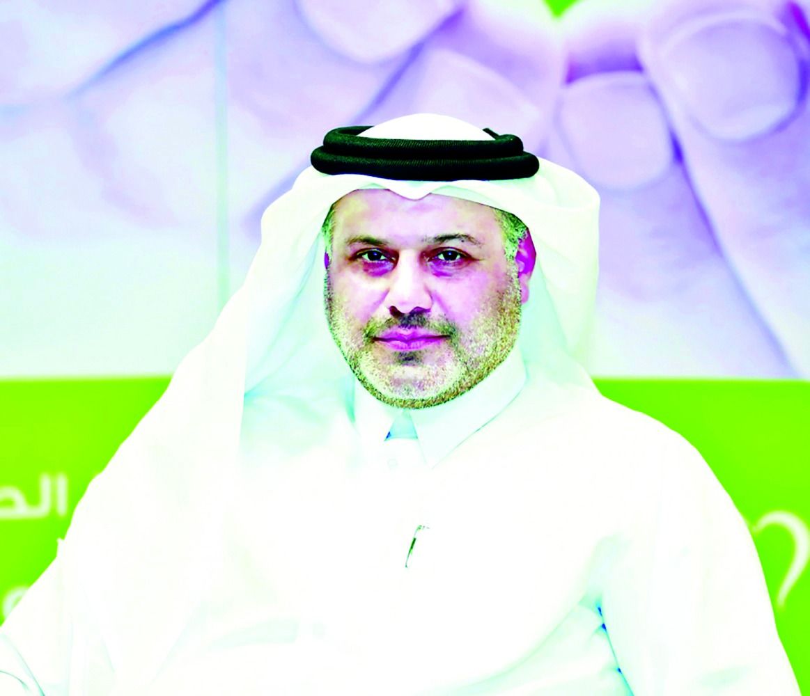 المواد المضافة قد تسبب سرطان الفم.. د. عبدالحميد الخنجي: أكياس النيكوتين خطر يهدد الشباب والمراهقين