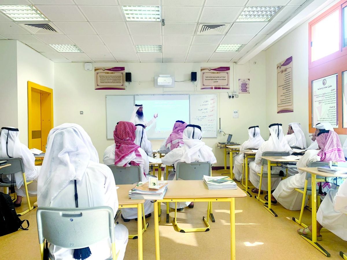 «التعليم» تنظم اليوم الدراسي أثناء اختبارات المنتصف بالمدارس