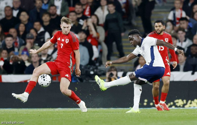 ساكا يريد نقل تألقه مع أرسنال إلى المنتخب