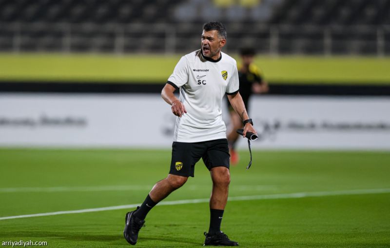 عوار يدخل تدريبات الاتحاد