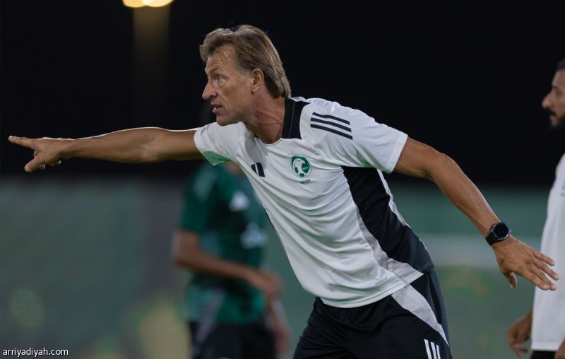 7:00 مساء.. تدريب الأخضر «مغلق»