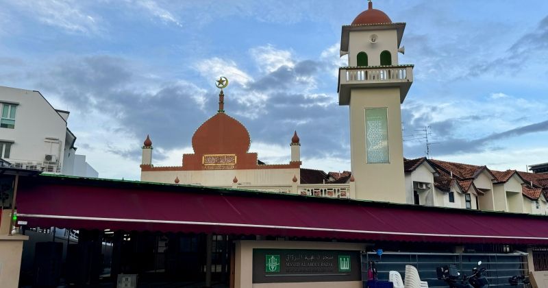 «مسجد العبدالرزاق» في سنغافورة.. علامة مضيئة في ذاكرة العمل الخيري الكويتي