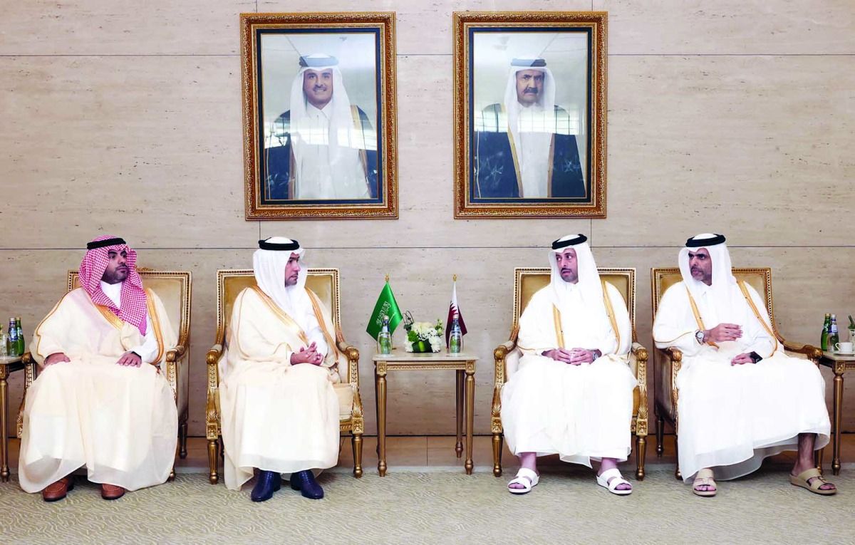 وزير البلدية يبحث التعاون مع السعودية وسوريا والصومال