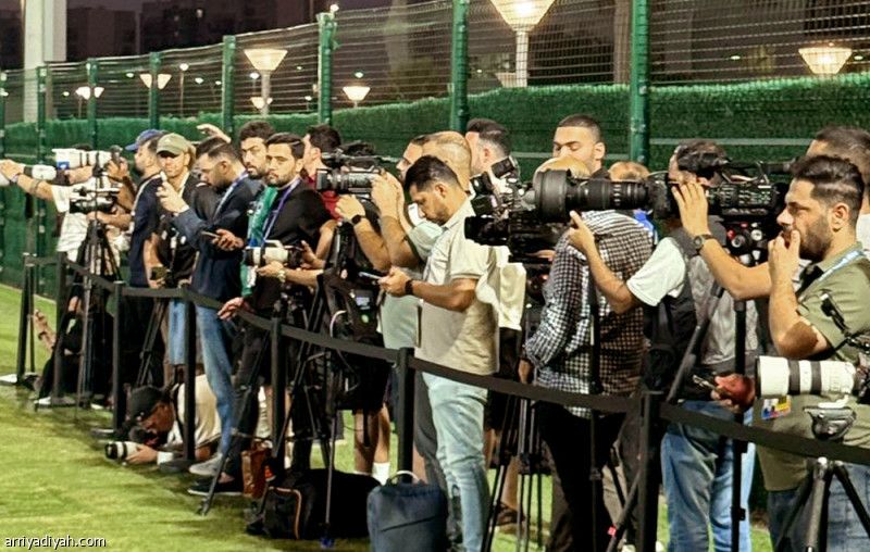 45 إعلاميا عراقيا يراقبون التدريب الأخير