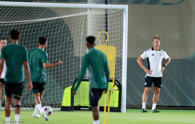 أمام العراق.. رينارد يستهدف الثنائية التاريخية