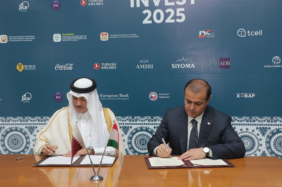 رئيس طاجيكستان يستقبل وزير الدولة لشؤون التجارة الخارجية