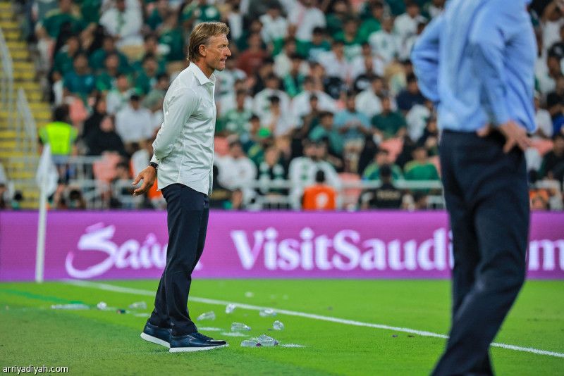 بعد تخبط مانشيني.. رحلة إصلاح رينارد تستغرق 353 يوما