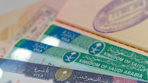 رسمياً.. موعد إلغاء الرسوم والكفالة للمغتربين والمقيمين في السعودية ! (في هذا التوقيت)