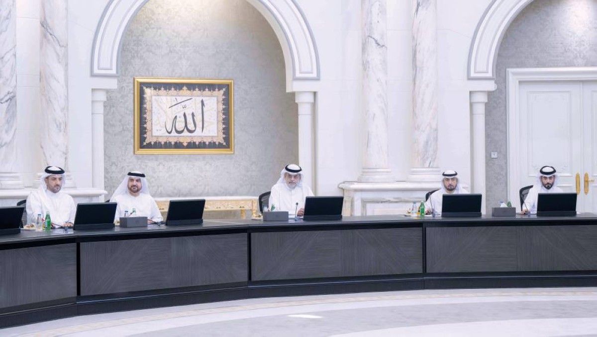 تنظيم حجز المركبات ورسوم قطرها بالشارقة