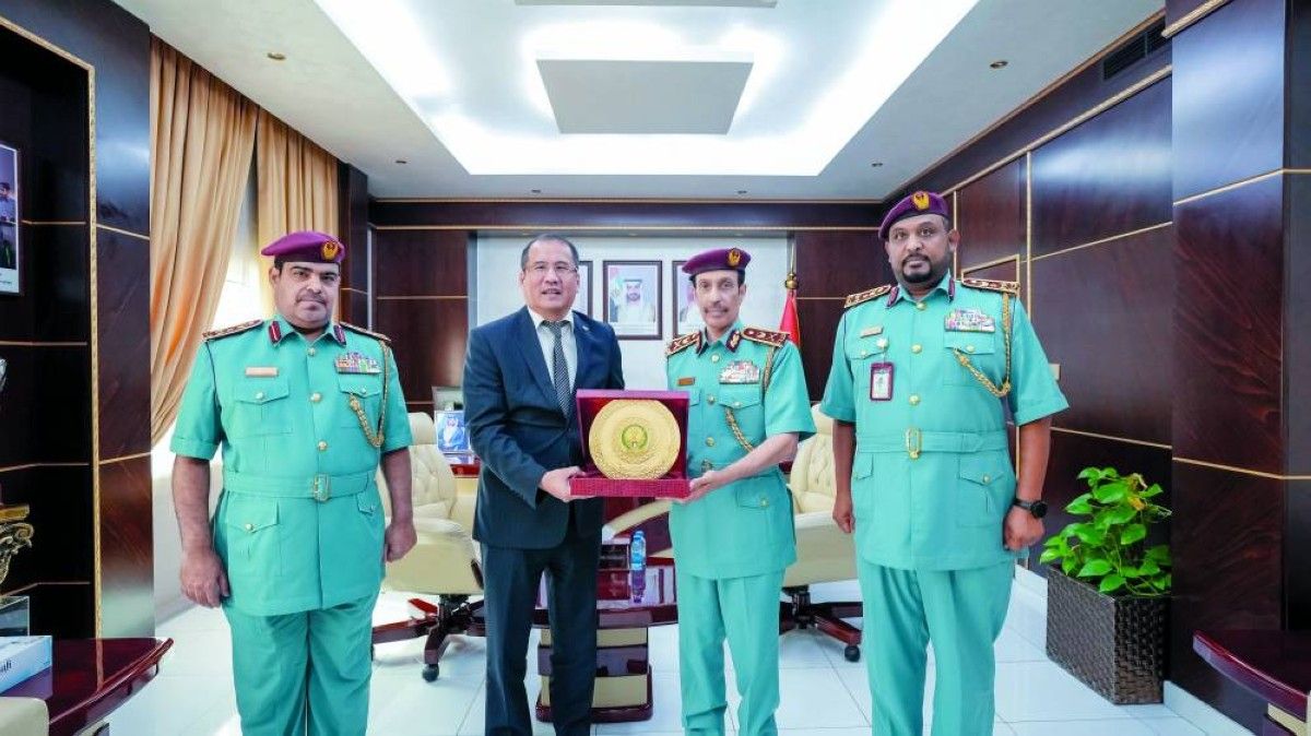 شرطة عجمان تبحث تعزيز التعاون مع قنصلية كازاخستان