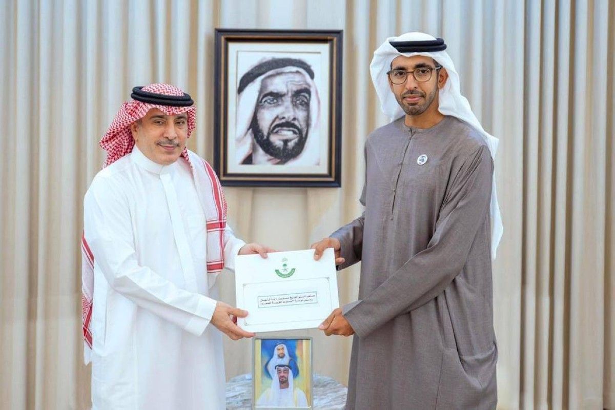 رئيس الدولة يتلقى رسالة من ولي عهد السعودية تضمنت دعوة لمشاركة الإمارات في معرض إكسبو الرياض 2030