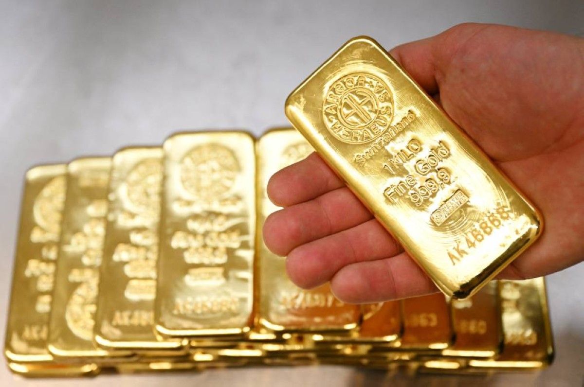 الذهب يصعد لمستوى قياسي مع إقبال المستثمرين على الملاذ الآمن