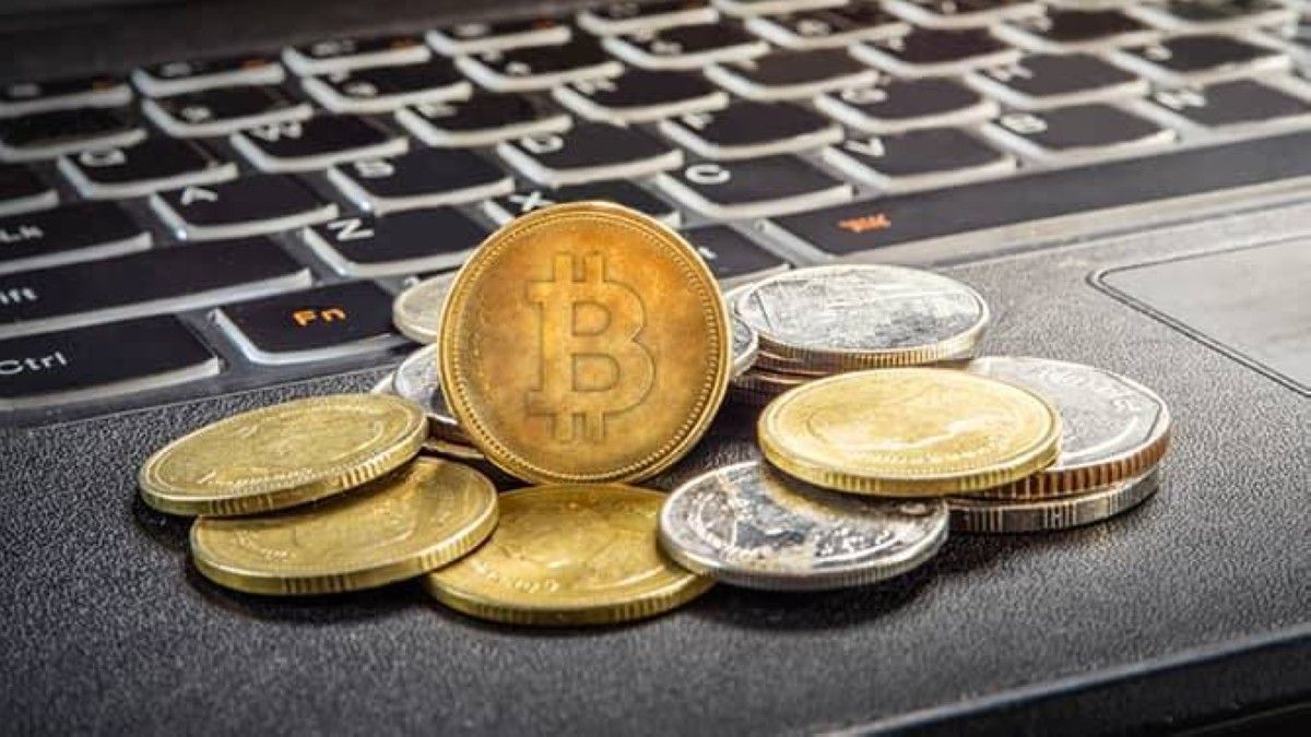 العملات المشفرة تهوي.. والبتكوين عند 105 آلاف دولار