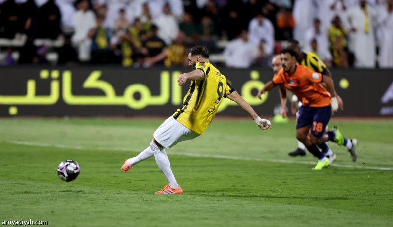 بالثالثة أمام الفيحاء.. بنزيما يهدر آخر 5 جزائيات