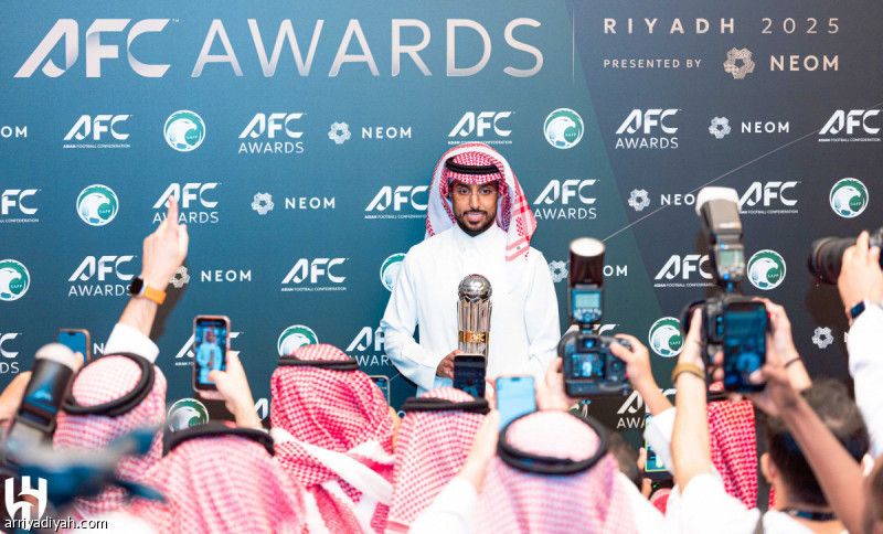 ثنائية سالم تضع الهلال على رأس المتوّجين