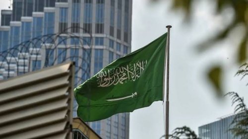 رسميا: انهيار نظام الكفيل في السعودية .. إقامة دائمة لـ 5 فئات محددة فقط... تعرف عليها!