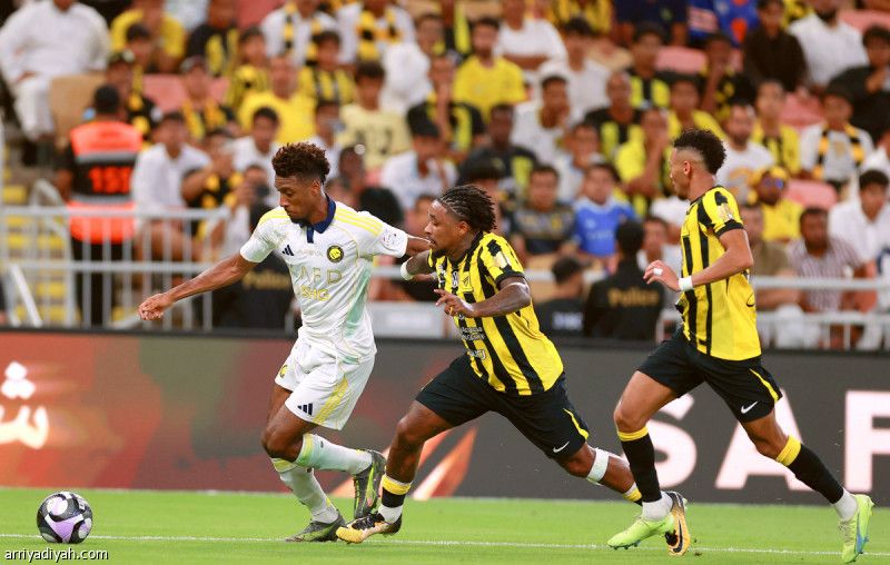 كلاسيكو النصر والاتحاد بصافرة محلية