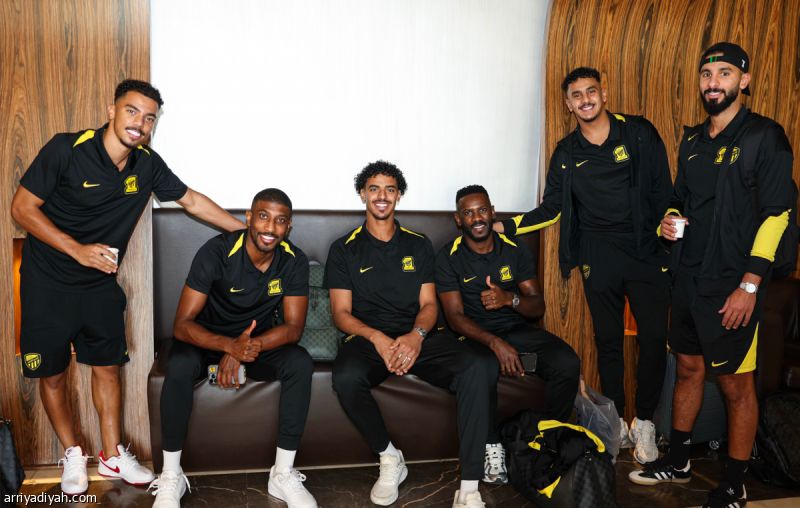 الهلال يبعد بنزيما وبيرجوين عن الاتحاد