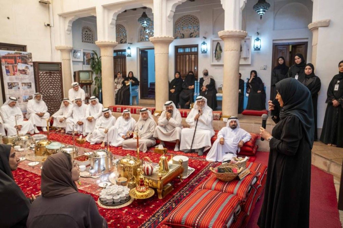 محاكم دبي توعي كبار المواطنين ضمن مبادرة «في الشوفة»