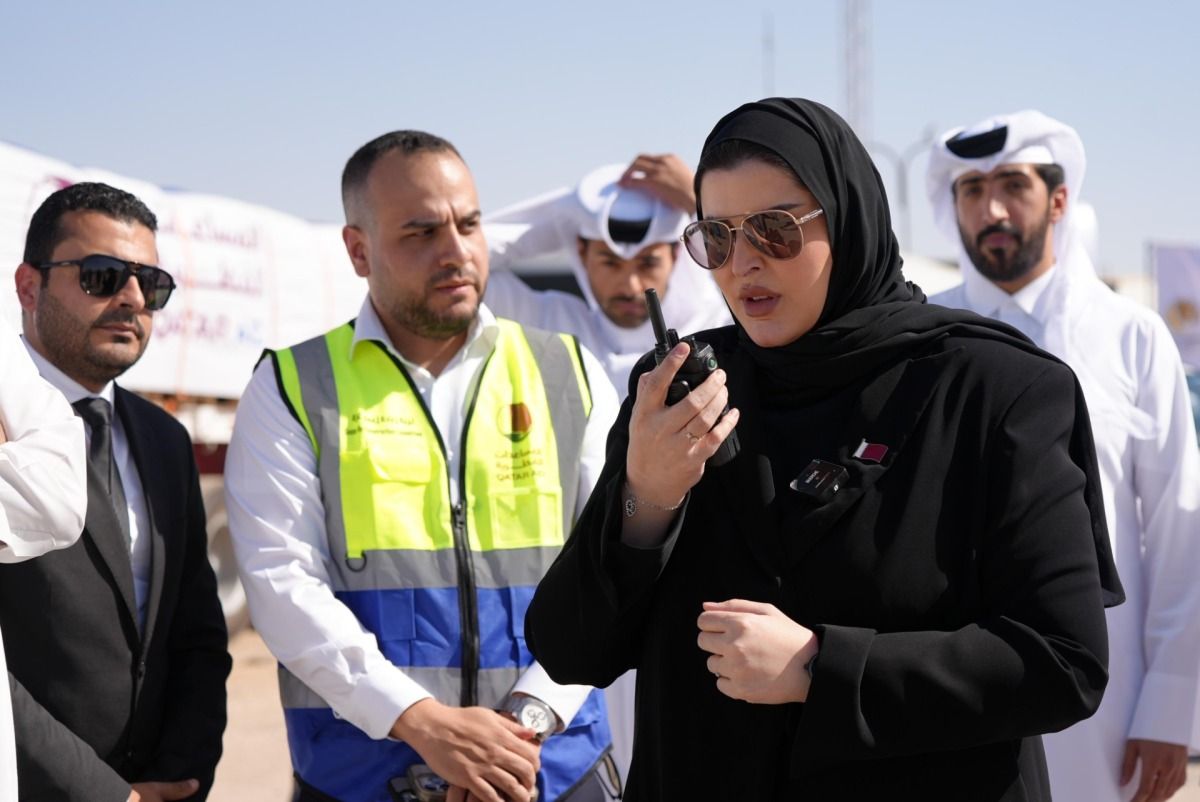 وزير الدولة للتعاون الدولي تشهد انطلاق 60 شاحنة محملة بالمساعدات القطرية إلى غزة