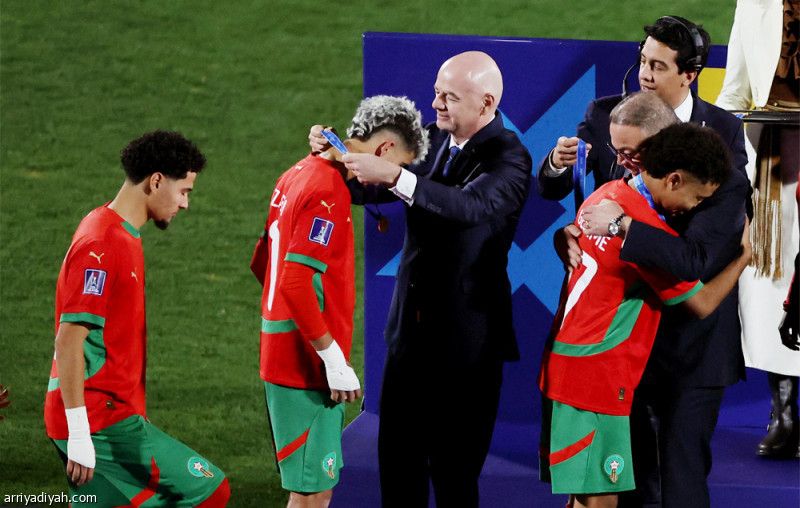 مهنئا باللقب.. إنفانتينو: «ديما مغرب»