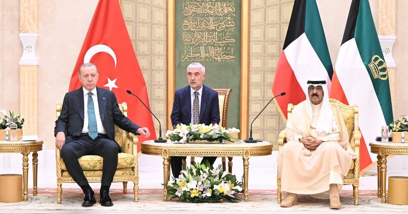 سمو أمير البلاد والرئيس التركي يترأسان جلسة المباحثات الرسمية