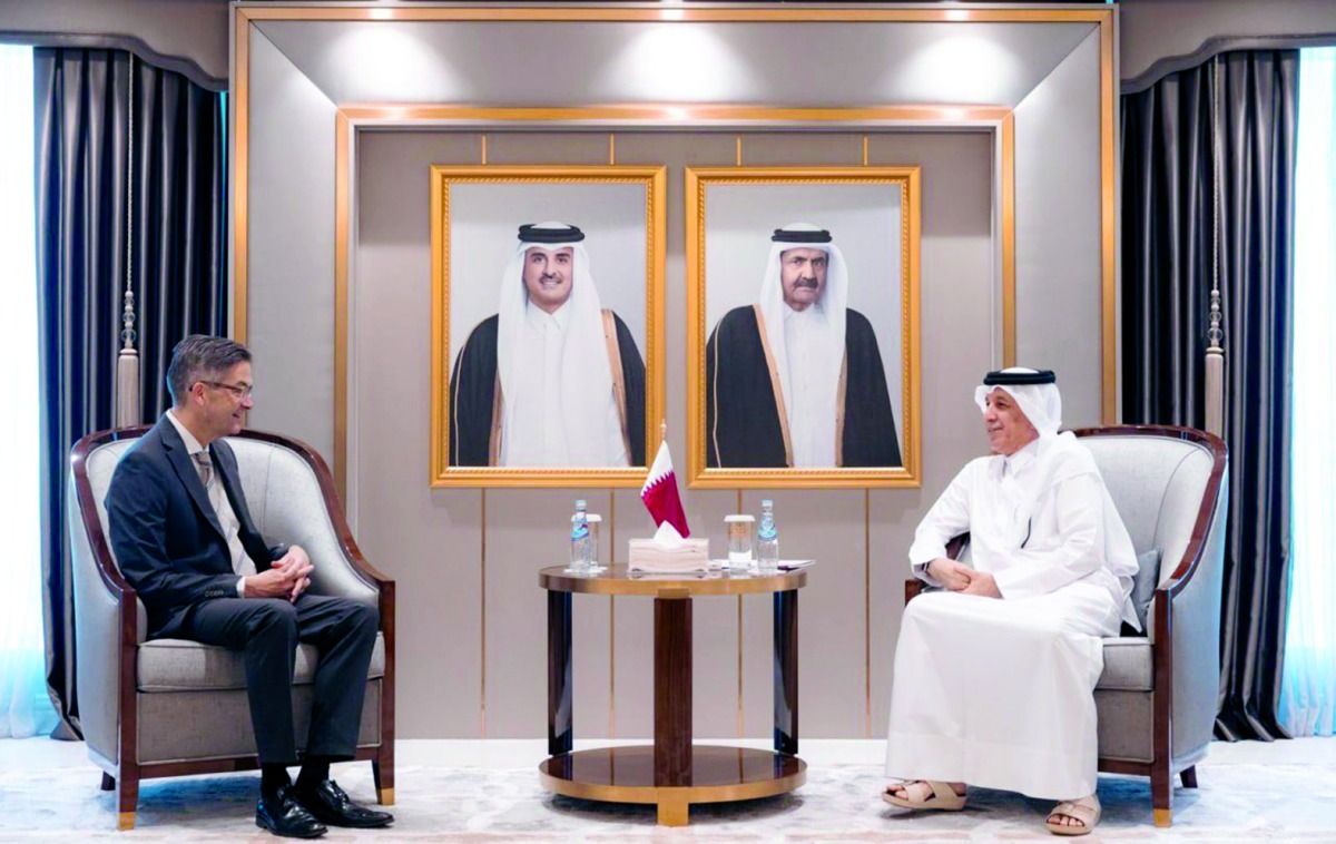 استعراض التعاون مع ألمانيا وفرنسا