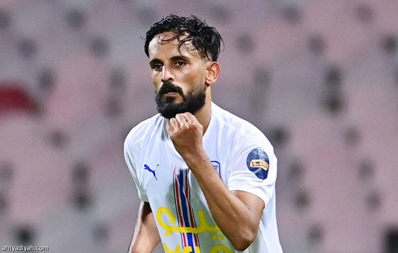 في الرمق الأخير.. أبها يسقط الوحدة