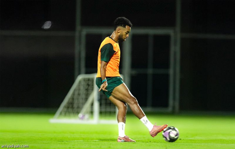 بعد خماسية الهلال.. الشهري يغير الاتفاق