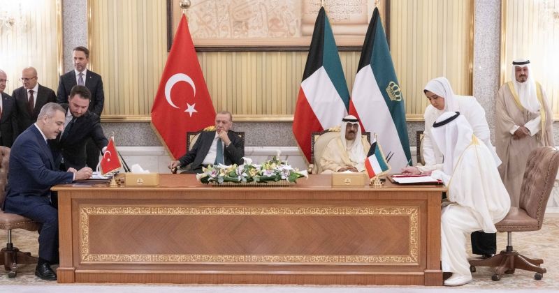 سمو الأمير والرئيس التركي يشهدان مراسم التوقيع على مذكرات التفاهم والاتفاقيات بين البلدين