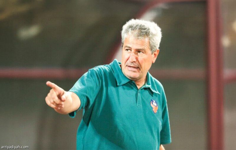 مدرب جوا.. تجارب قصيرة في إسبانيا وذكريات مع كاراسكو وكانسيلو