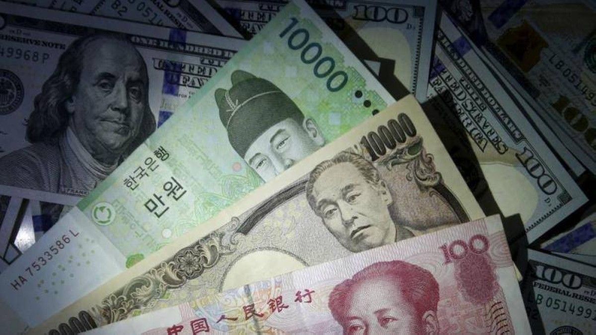 الين يرتفع وسط تقلبات بالسوق بفعل هبوط الذهب