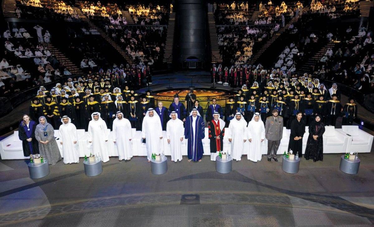 تكريم 286 خريجاً في دفعة «عام المجتمع» بجامعة دبي