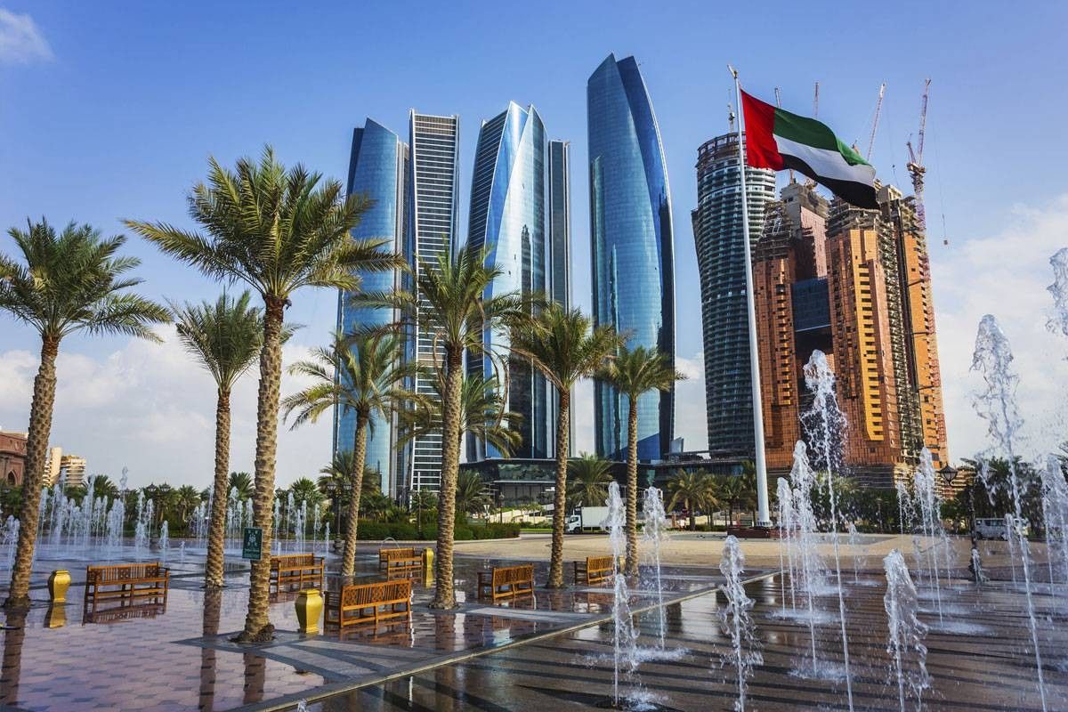 الإمارات.. بصمة بارزة في صفقات الـ3.5 تريليونات دولار