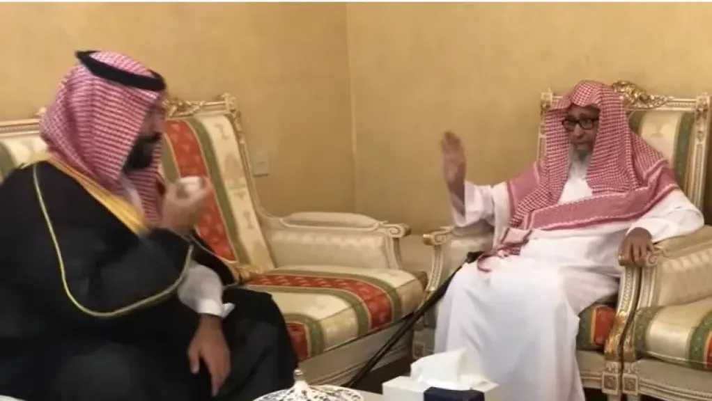 ماذا قال ولي العهد السعودي ‘‘محمد بن سلمان’’ للشيخ صالح الفوزان خلال زيارته وأثارت تفاعلًا واسعًا؟ (فيديو)