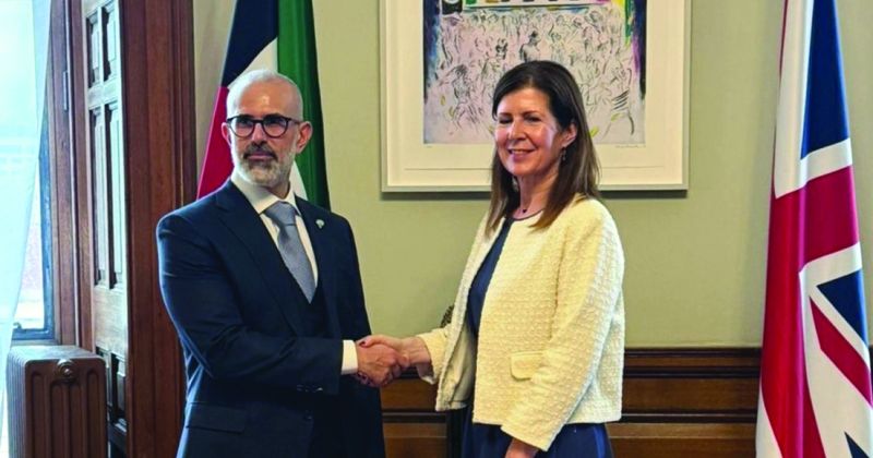 التزام كويتي - بريطاني بتوثيق العلاقات واستكشاف مجالات تعاون