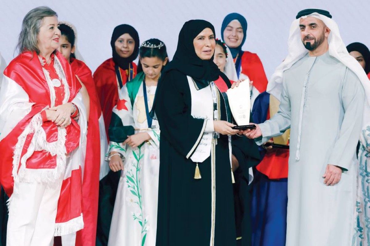 بحضور محمد بن راشد.. سيف بن زايد يكرّم مدرستي «عاتكة بنت زيد» الإماراتية و«طرابلس الحدادين» اللبنانية