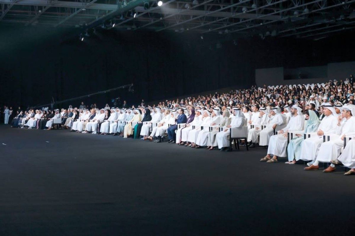بحضور محمد بن راشد.. سيف بن زايد يكرّم مدرستي «عاتكة بنت زيد» الإماراتية و«طرابلس الحدادين» اللبنانية