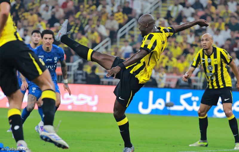 بيريرا يتصدر تقييم الكلاسيكو.. وآل موسى الأخير