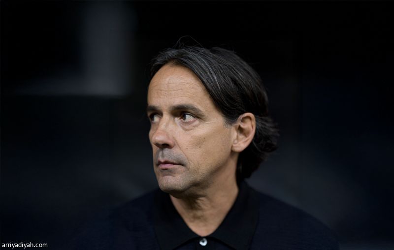 الكلاسيكو يمنح إنزاجي الأفضلية